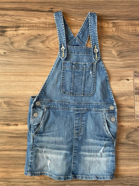 Size Small (6/7) GAP denim jumper dress Size Small (6/7) GAP denim jumper dress
