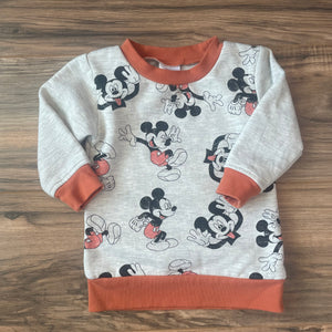 18 Disney Mickey Mouse sweatshirt