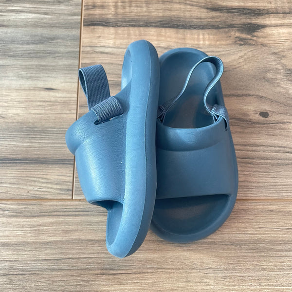 22 EU (Size 6C US) ZARA slides