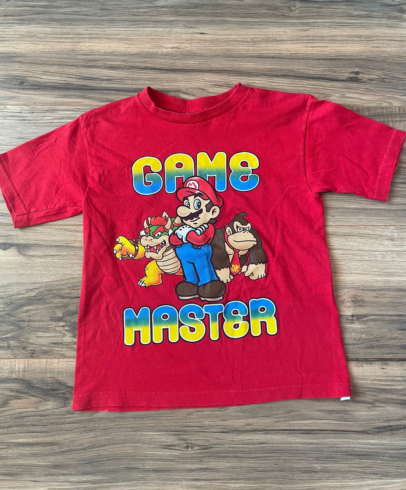 Size 7 Nintendo Super Mario Bros. Game Master shirt