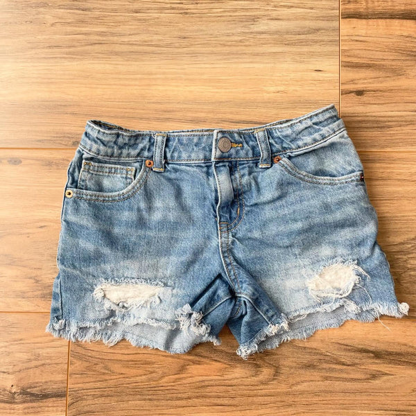 7/8x Cat & Jack denim shorts w/lace floral pockets — photo 2