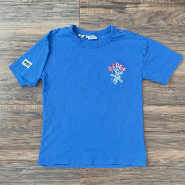 Size 6 Cotton On Kids Bluey appliqué shirt w/front + back details