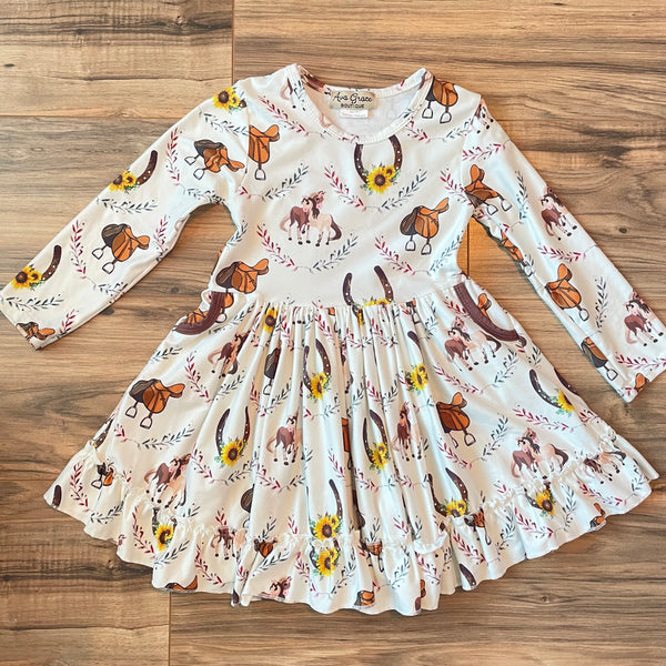 4T Ava Grace Boutique horses/sunflower dress w/pockets