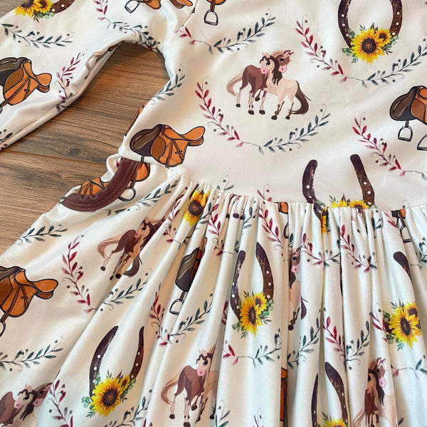 4T Ava Grace Boutique horses/sunflower dress w/pockets