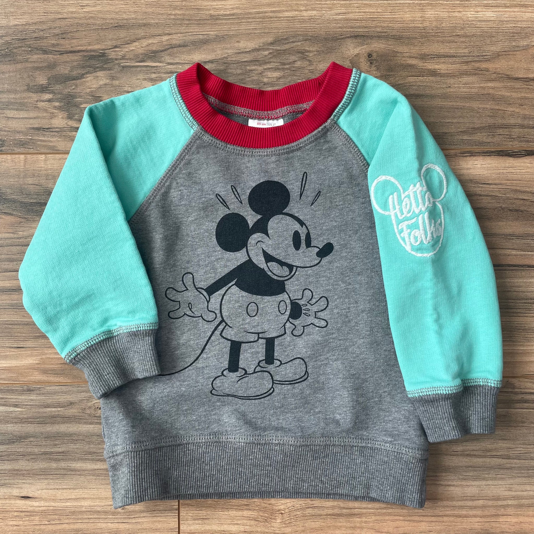 2T Hanna Andersson Disney’s Mickey Mouse sweatshirt