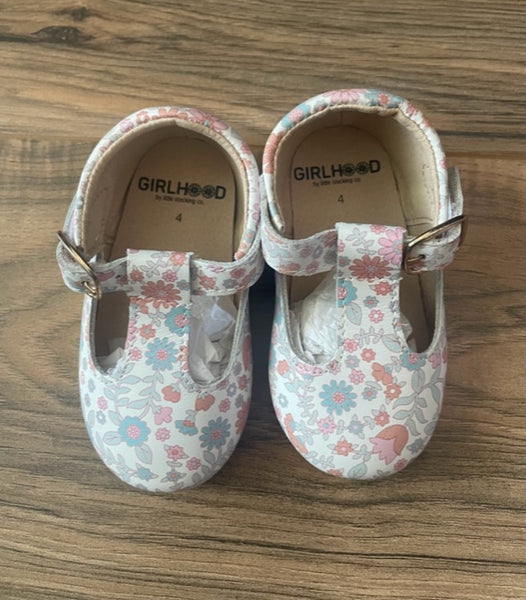 NEW Size 4 Girlhood (by Little Stocking Co.) floral t-strap Mary Janes