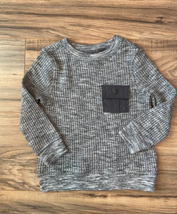 2T Old navy gray thermal waffle knit long sleeve shirt with pocket
