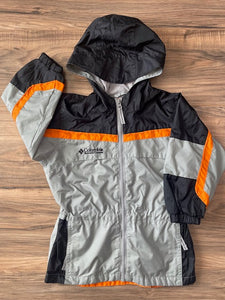 3T Columbia hooded loop windbreaker with zippered pockets