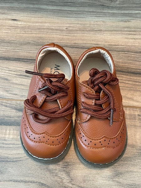 NEW (without tags) Size 5 comparable unbranded Oxfords
