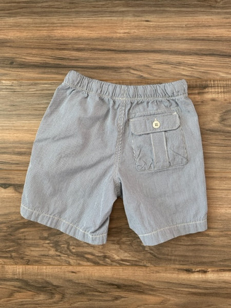 Size 5 GAP pinstripe pull on shorts w/pockets