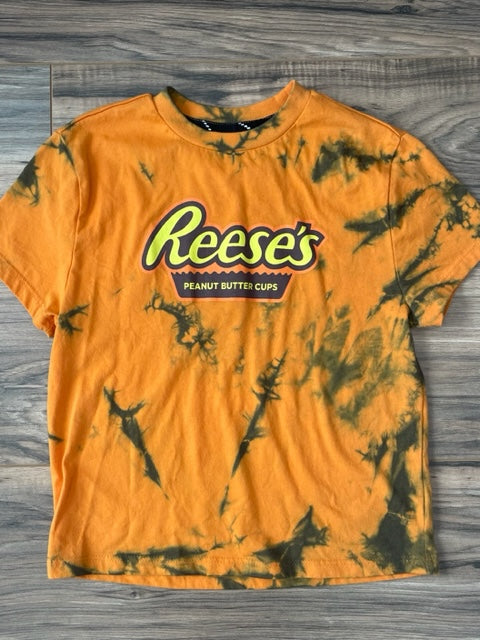 4/5T Reese's tie-die shirt boys boy boy's child children children's