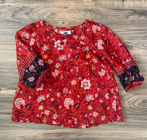 Size Small (6-7) Old Navy red floral boho shirt